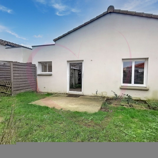  Annonces LOROUX : Maison / Villa | LE LANDREAU (44430) | 70 m2 | 219 000 € 