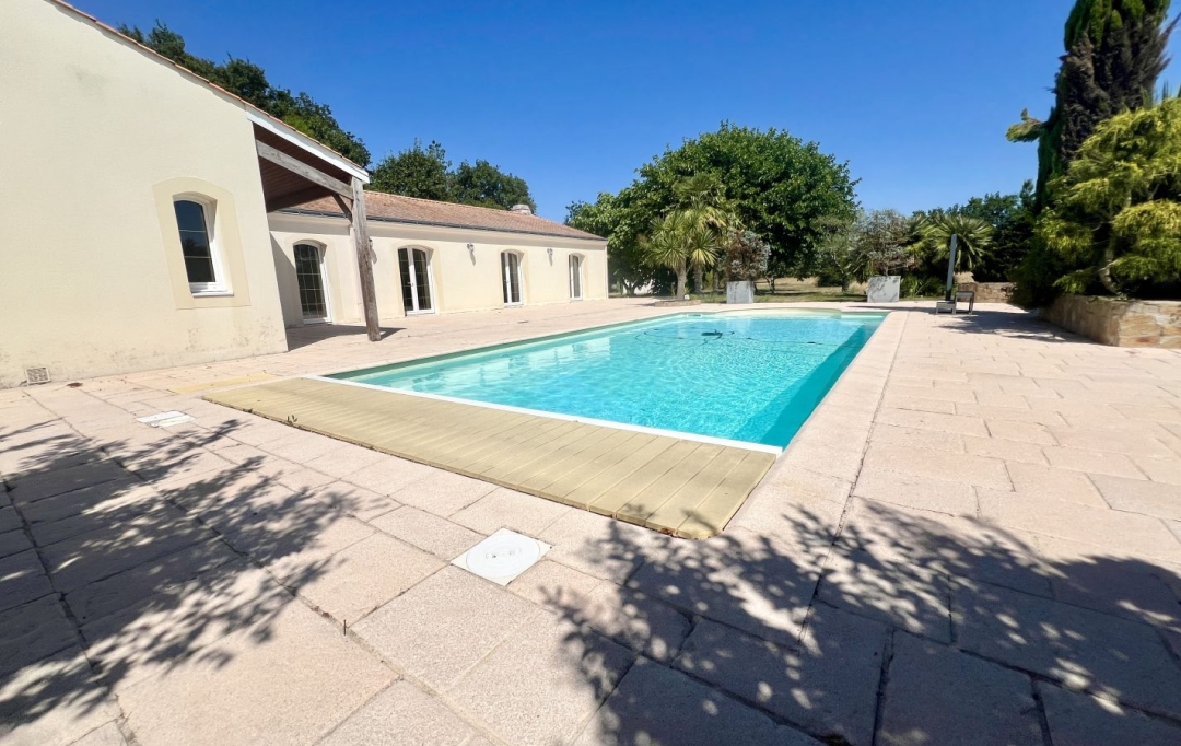 Annonces LOROUX : Domaines / Propriétés | VERTOU (44120) | 200 m2 | 563 750 € 