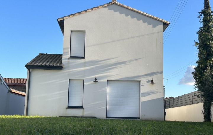 Maison SAINT-JULIEN-DE-CONCELLES 111 m2 399 500 € Maison SAINT-JULIEN-DE-CONCELLES 111 m2 399 500 €