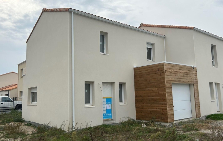 Maison LA CHAPELLE-BASSE-MER 79 m2 240 286 € Maison LA CHAPELLE-BASSE-MER 79 m2 240 286 €